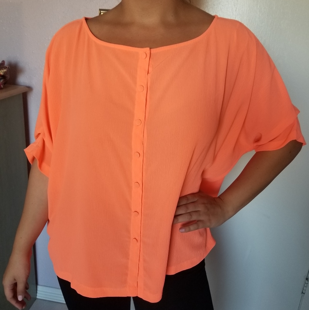 BB Dakota neon orange top